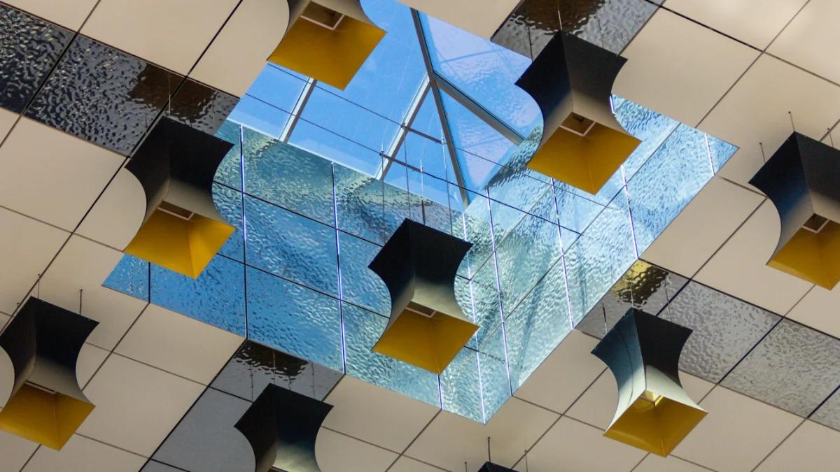 Бренды потолочных интегрированных систем